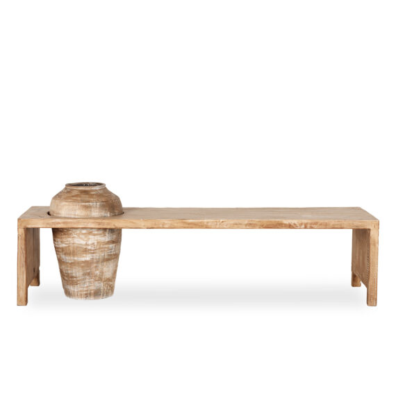 Natural woode bench.