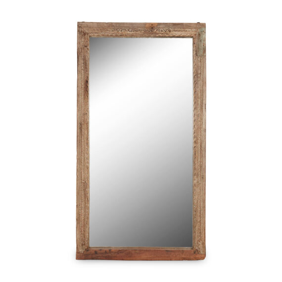 Mirrors wood frame.