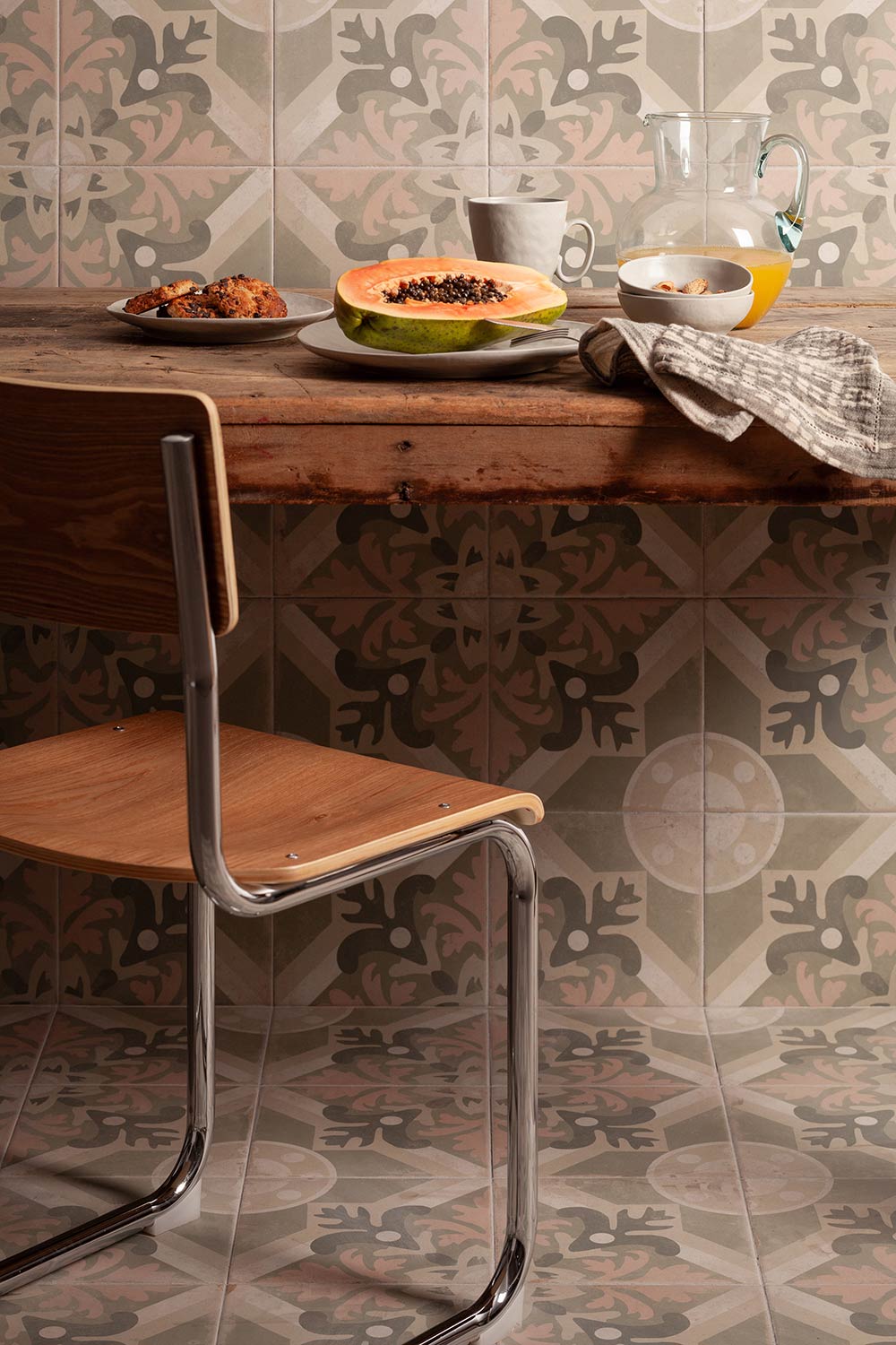 Porcelian wall and floor tiles.